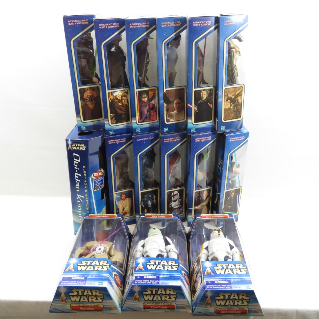 15 Star Wars Attack of the Clones 12" Action Figs: 15 Star Wars Attack of the Clones 12" Action Figs - Hasbro 2002 - Star Wars Attack of the Clones - Anakin Skywalker, Clone Trooper, Plo Koon, Padme Amidala, Zam Wesell, Geonosian Warrior, Count Dooku,