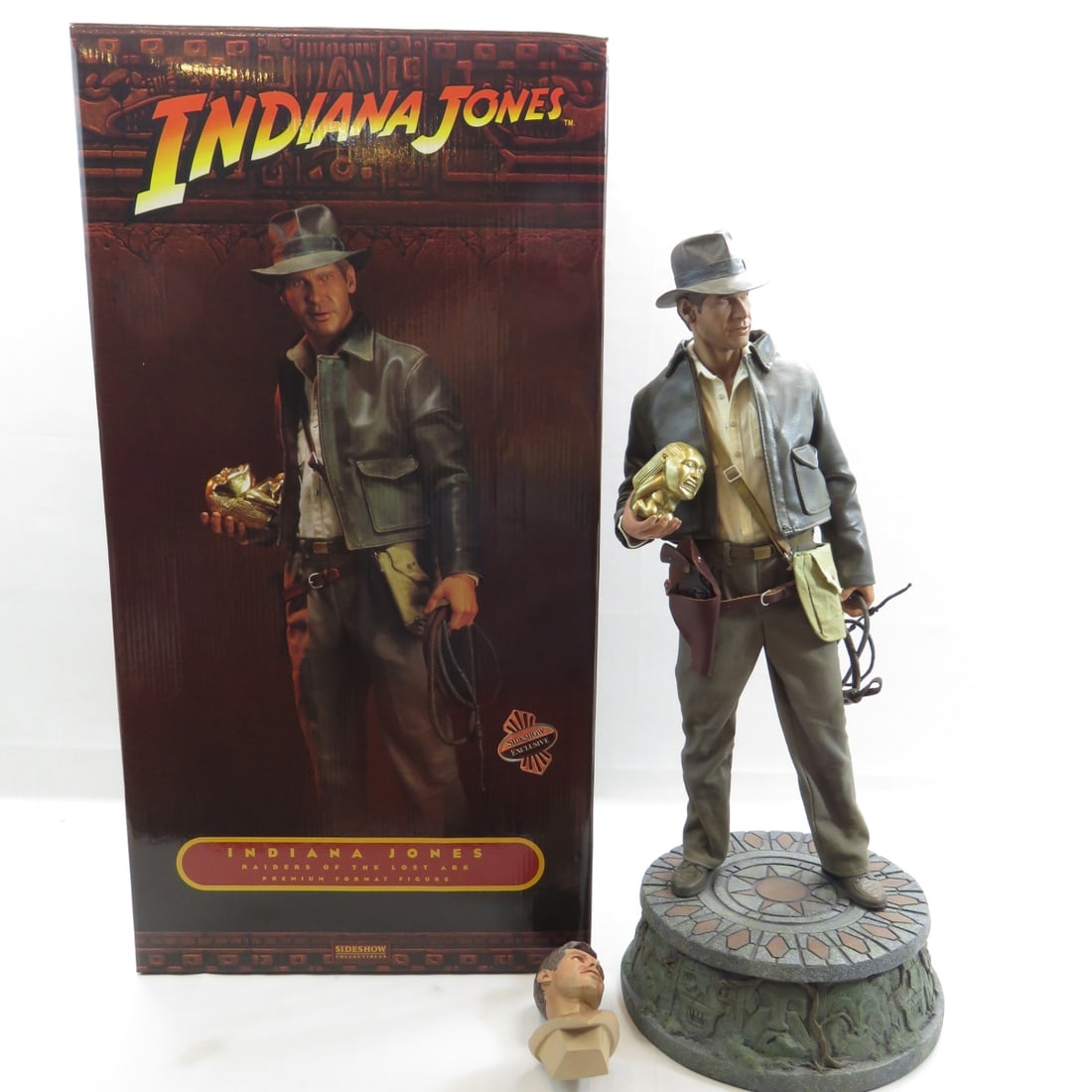 Indiana Jones Premium Format 1:4 Figure Sideshow (1 of 20)