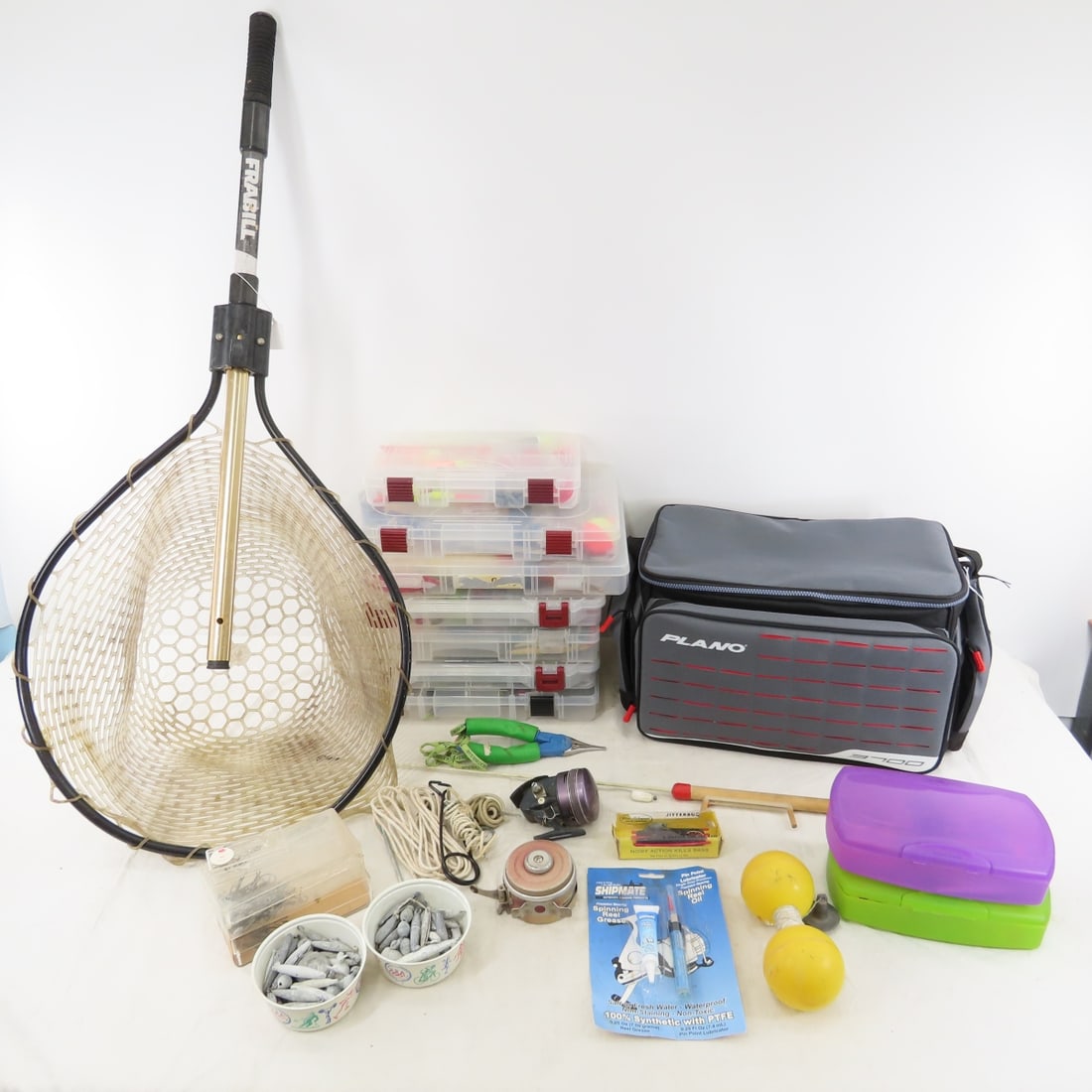 Fishing Lures, Gear, Bag, Net & More (1 of 15)