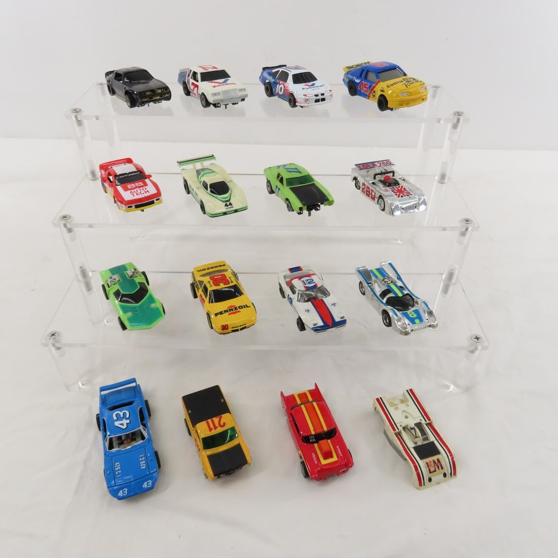 15 Slot Cars & 1 extra body Tyco, MX, AFX, & more (1 of 15)