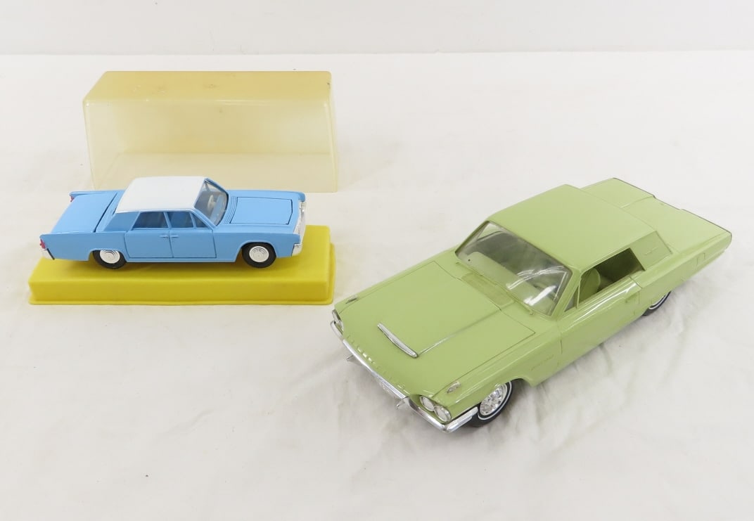 1964 Thunderbird Promo car & Dinky Toys Lincoln (1 of 18)