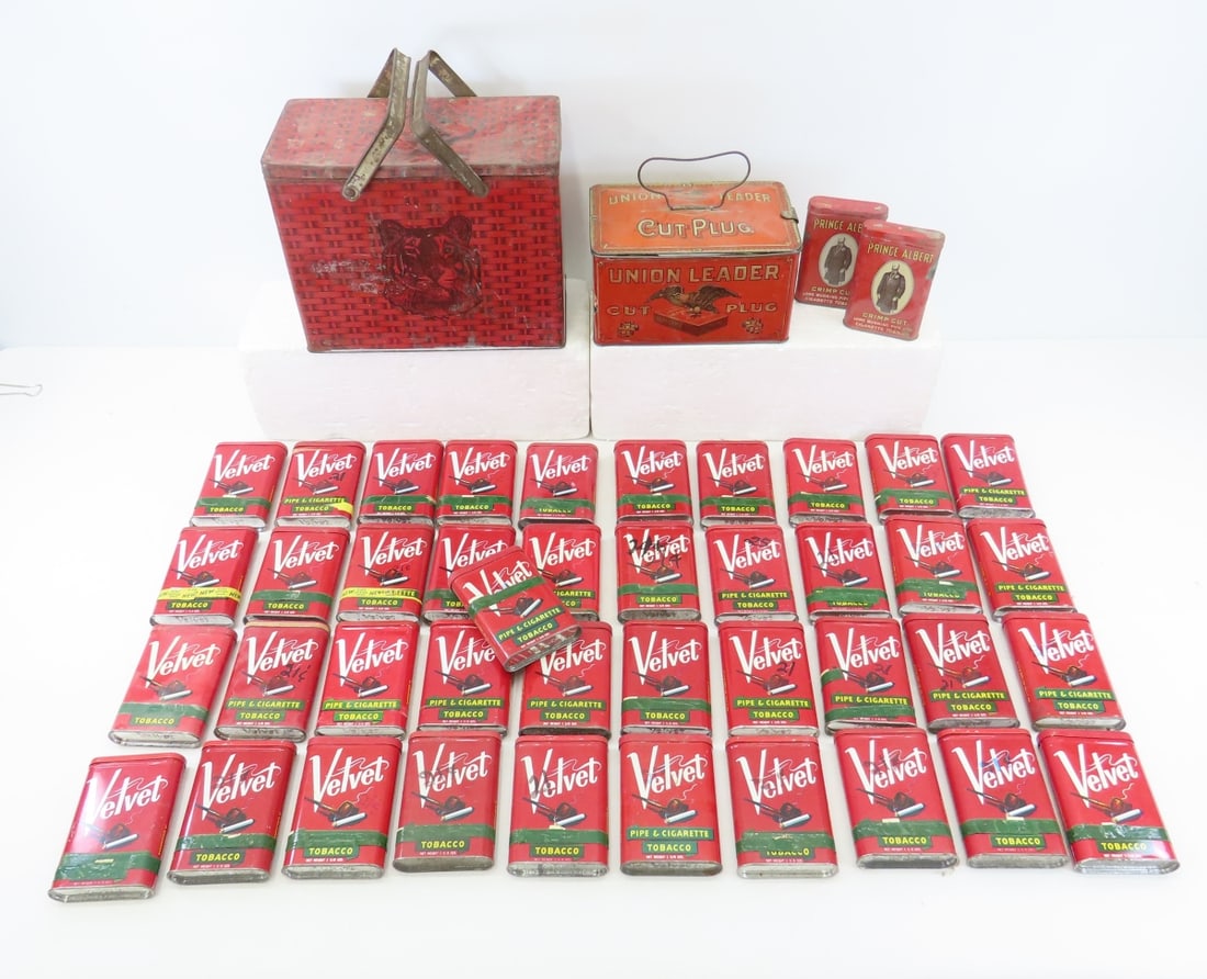 45 Vintage Tobacco Tins, Tiger, Union, Velvet (1 of 17)