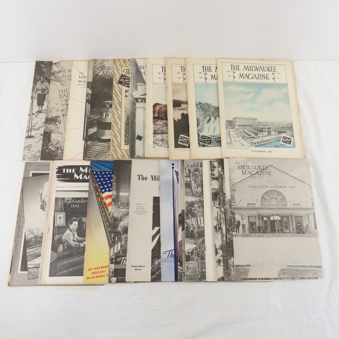 29 "The Milwaukee Magazine" 1920-1940's: 29 "The Milwaukee Magazine" 1920-1940's - Live Auctioneers only shows 20 photos- all photos are viewableon Proxibid. https://www.proxibid.com/A-New-Day-Auctions-LLC/10-4-6th-Annual-Railroadiana-Auctio
