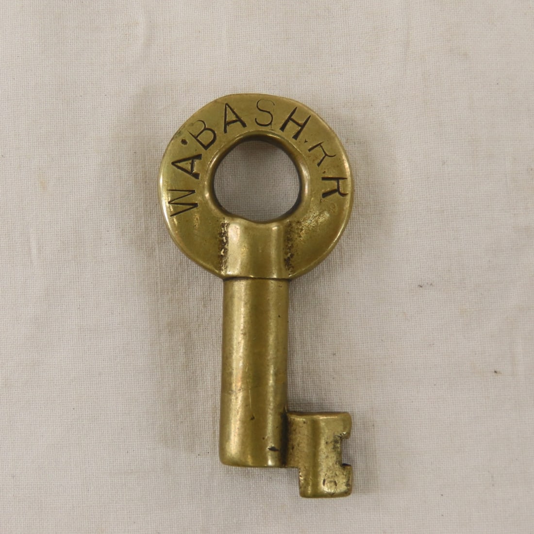 WABASH RR Brass Adlake Key 3374 (1 of 2)