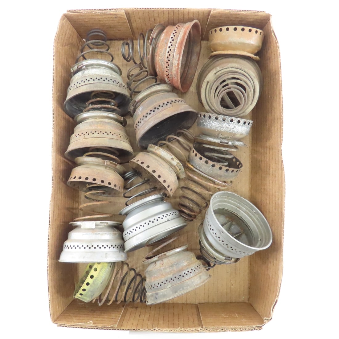 Lantern Parts: 15 Globe retainers with springs (1 of 7)