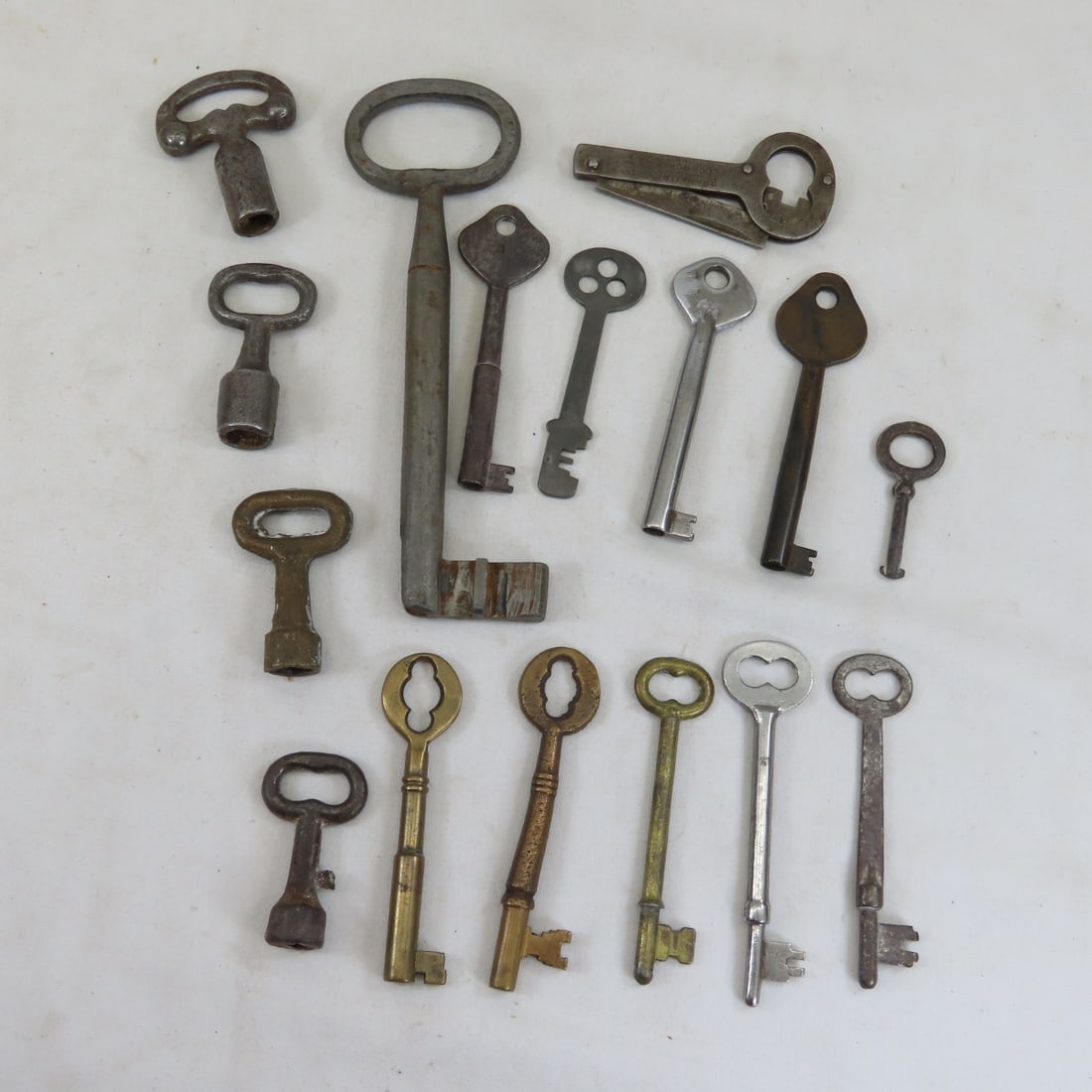 Skeleton and other Railroad Keys (1 of 10)