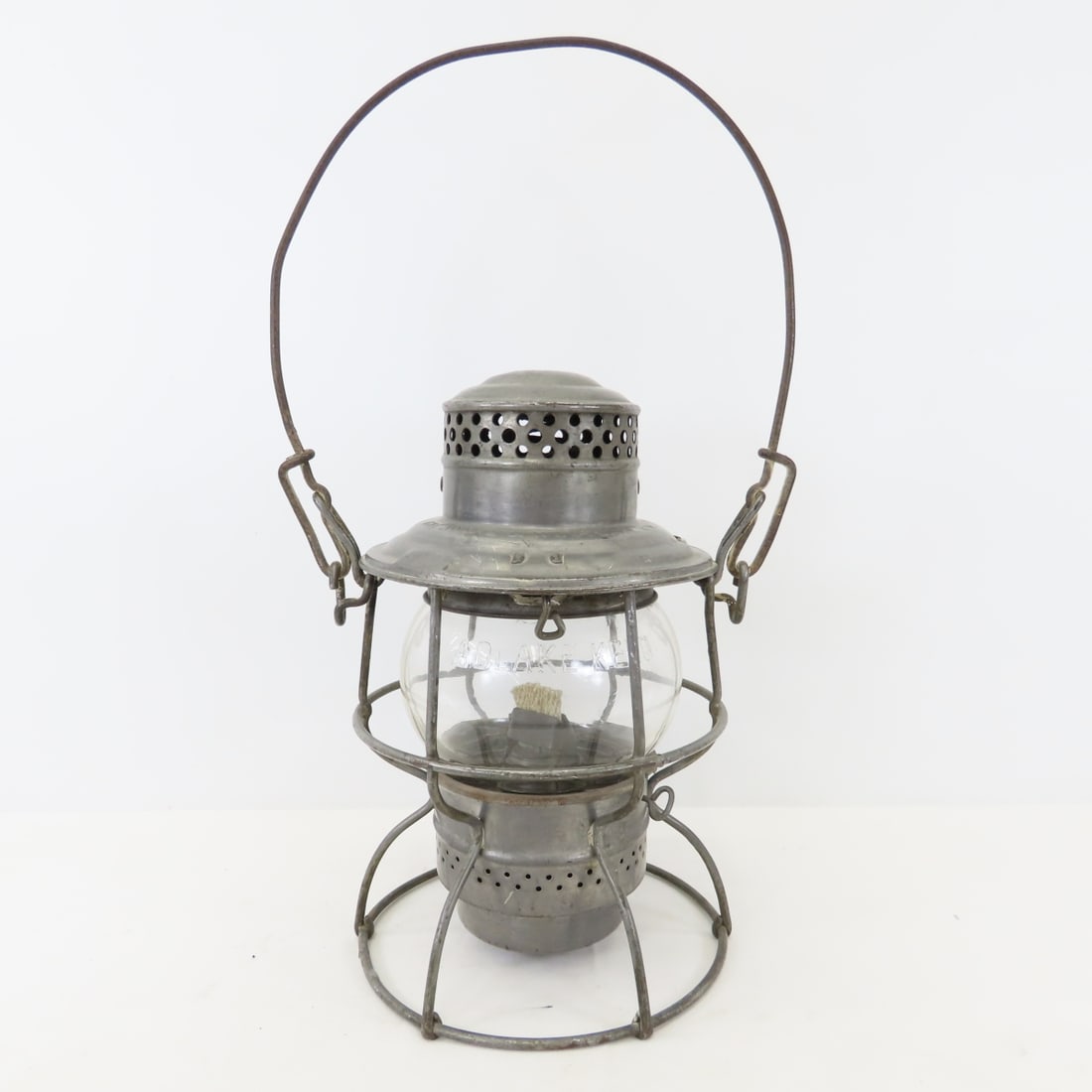 NP RY Short Clear Globe Adams & Westlake Lantern (1 of 19)