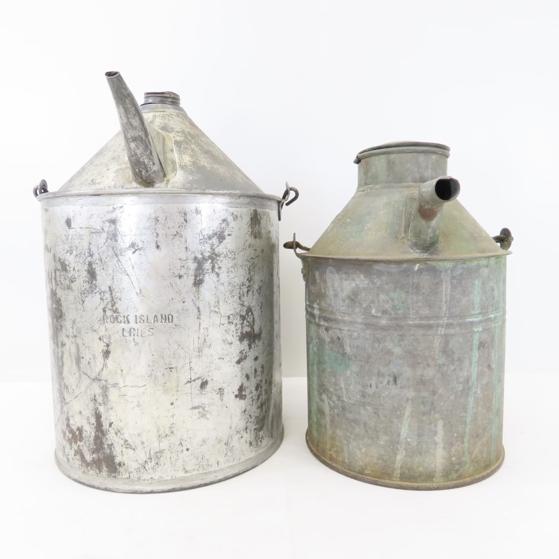 Rock Island and IC RR Oil Cans (1 of 20)