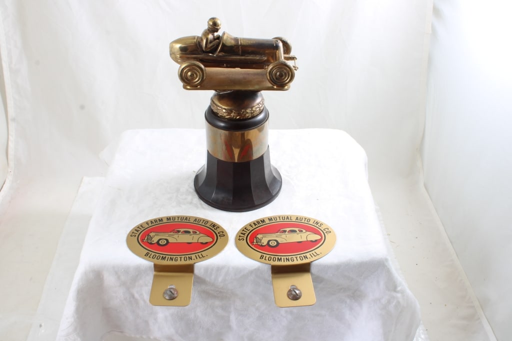 2 License Plate Toppers, Race Car Trophy 8.5" Tall (1 of 15)