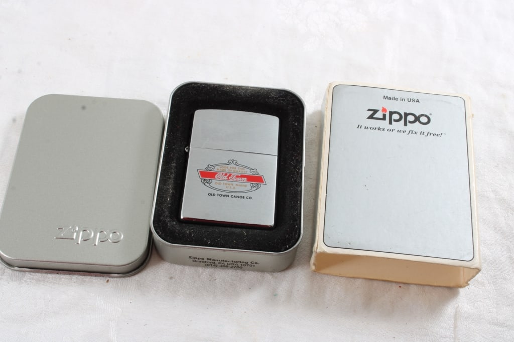 2000 Adv Zippo Lighter Old Town Canoe Co. w/Box (1 of 9)