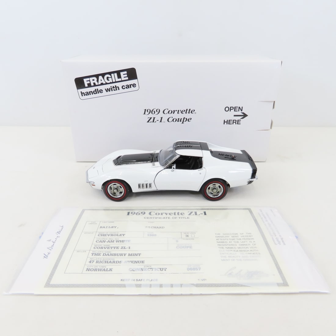 Gmp 1965 Corvette Fastback Die Cast Car W Box