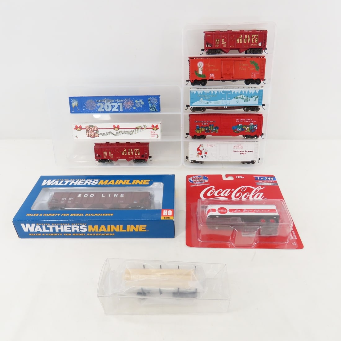 HO Scale SOO, Coca-Cola & Christmas Train Cars (1 of 11)
