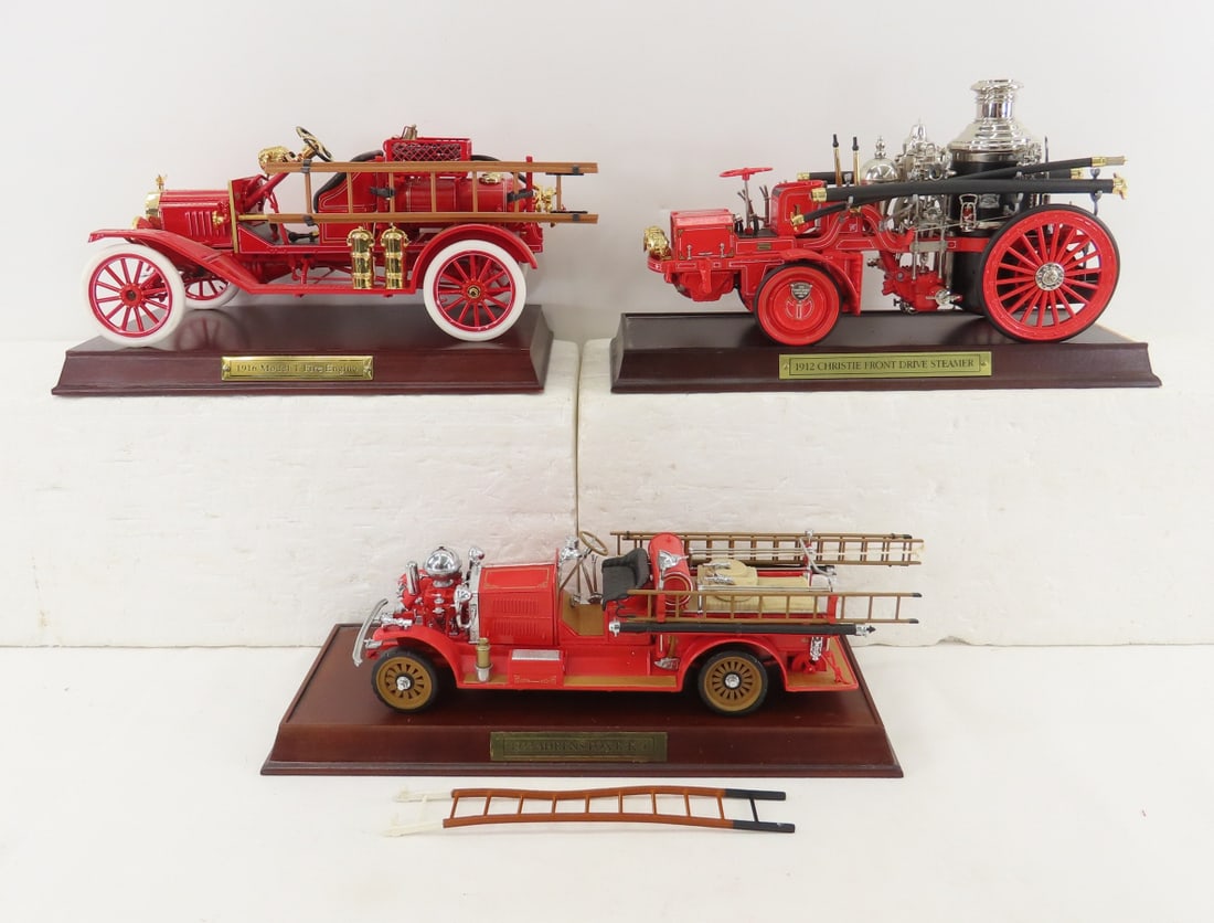 3 Franklin Mint Fire Engine Diecast with stands (1 of 17)