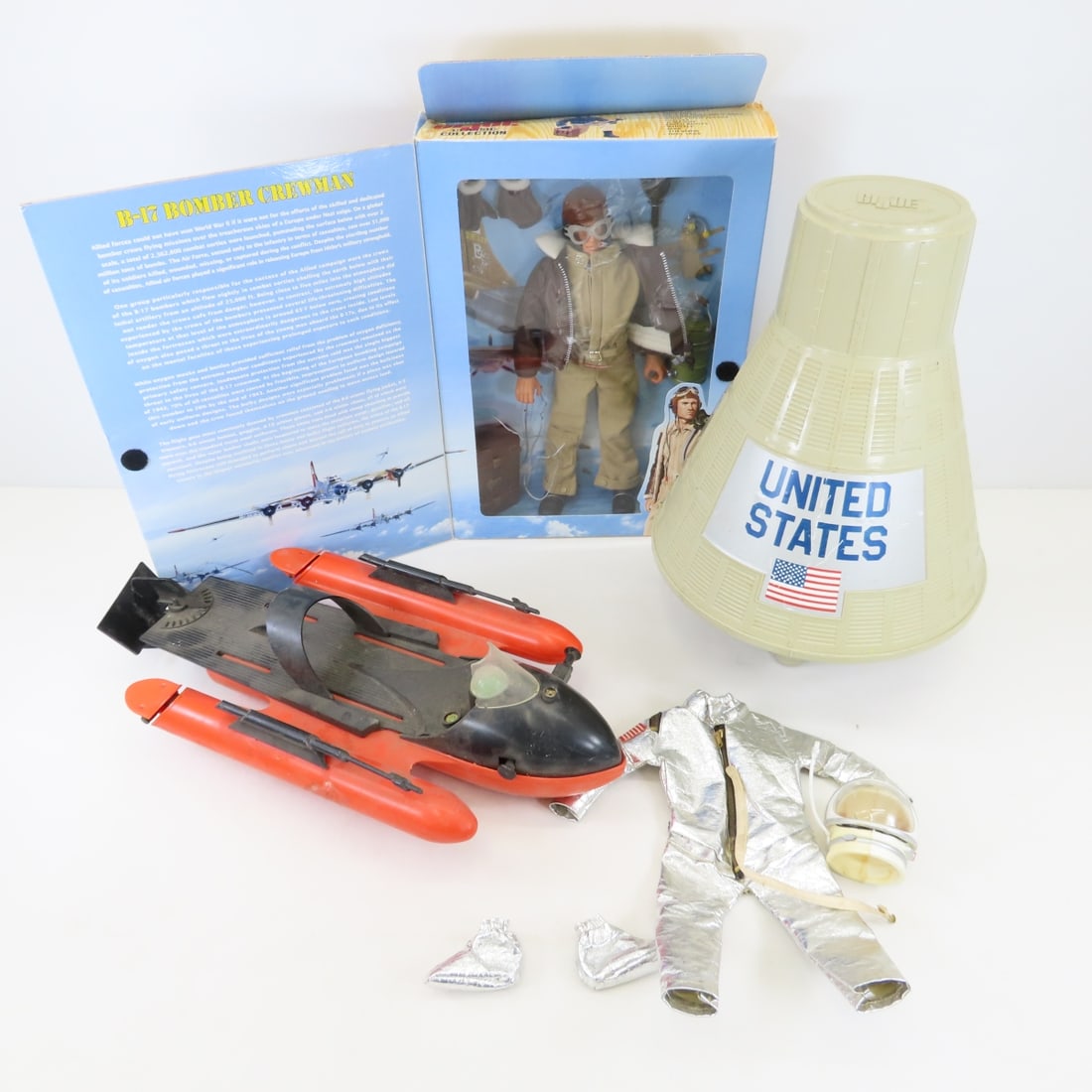 Vintage GI Joe Space Capsule, Sea Sled & more (1 of 18)