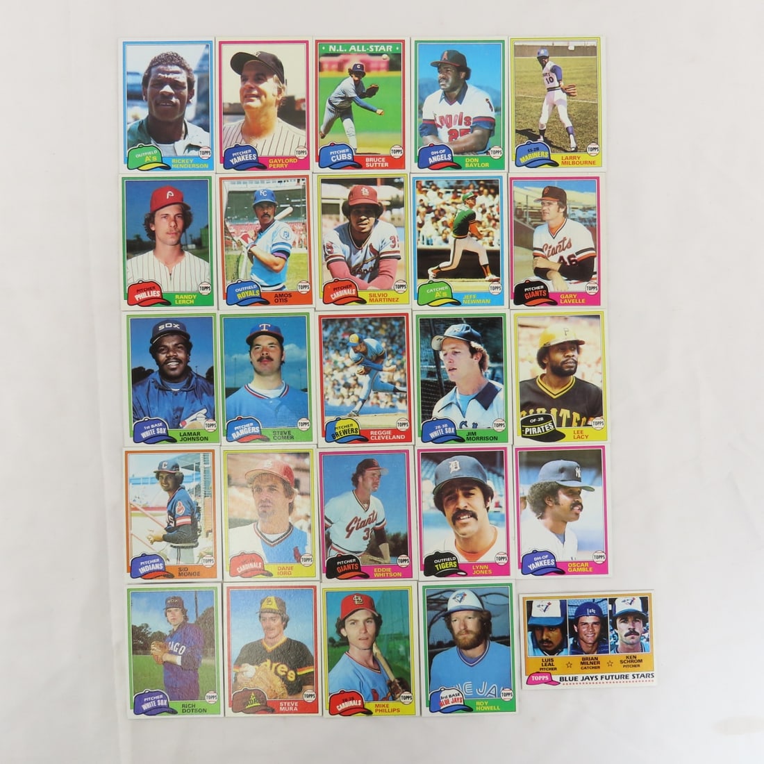 25 1981 Topps Baseball Cards With Stars (1 of 15)