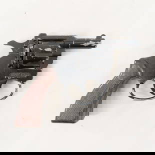 Vintage Vanguard .22 Starter Pistol Made in Italy: Vintage Vanguard .22 Starter Pistol Made in Italy - 1.5" barrel, finish is peeling. No FFL transfer required for most buyers. Bidders please know local laws before bidding. Photos are part of