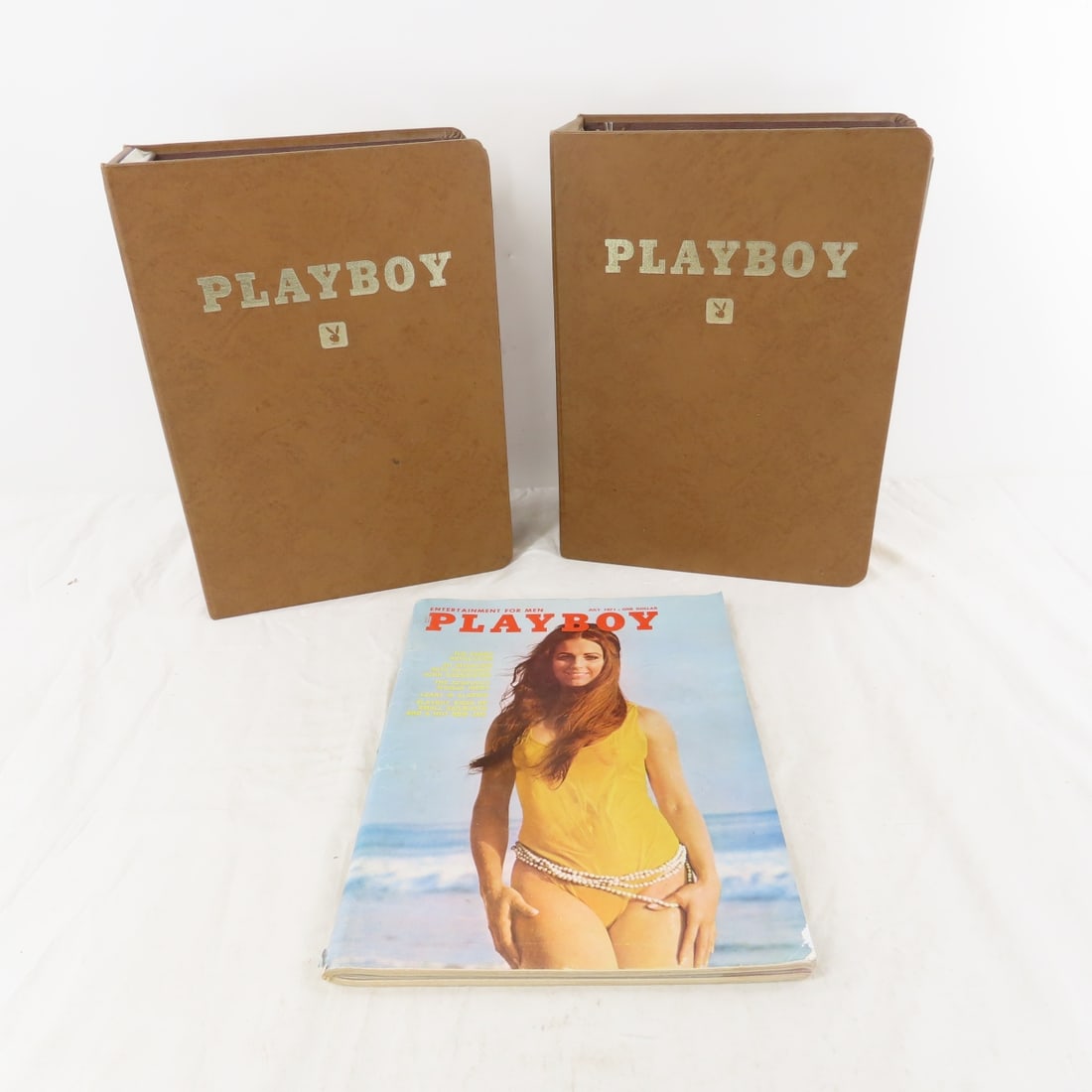 12 Playboy Magazines, 1971 In Hardcover Binders (1 of 19)