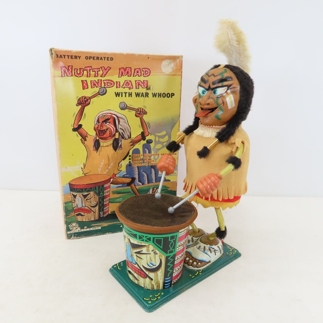 Marx Battery Operated Nutty Mad Indian in Box (1 of 20)