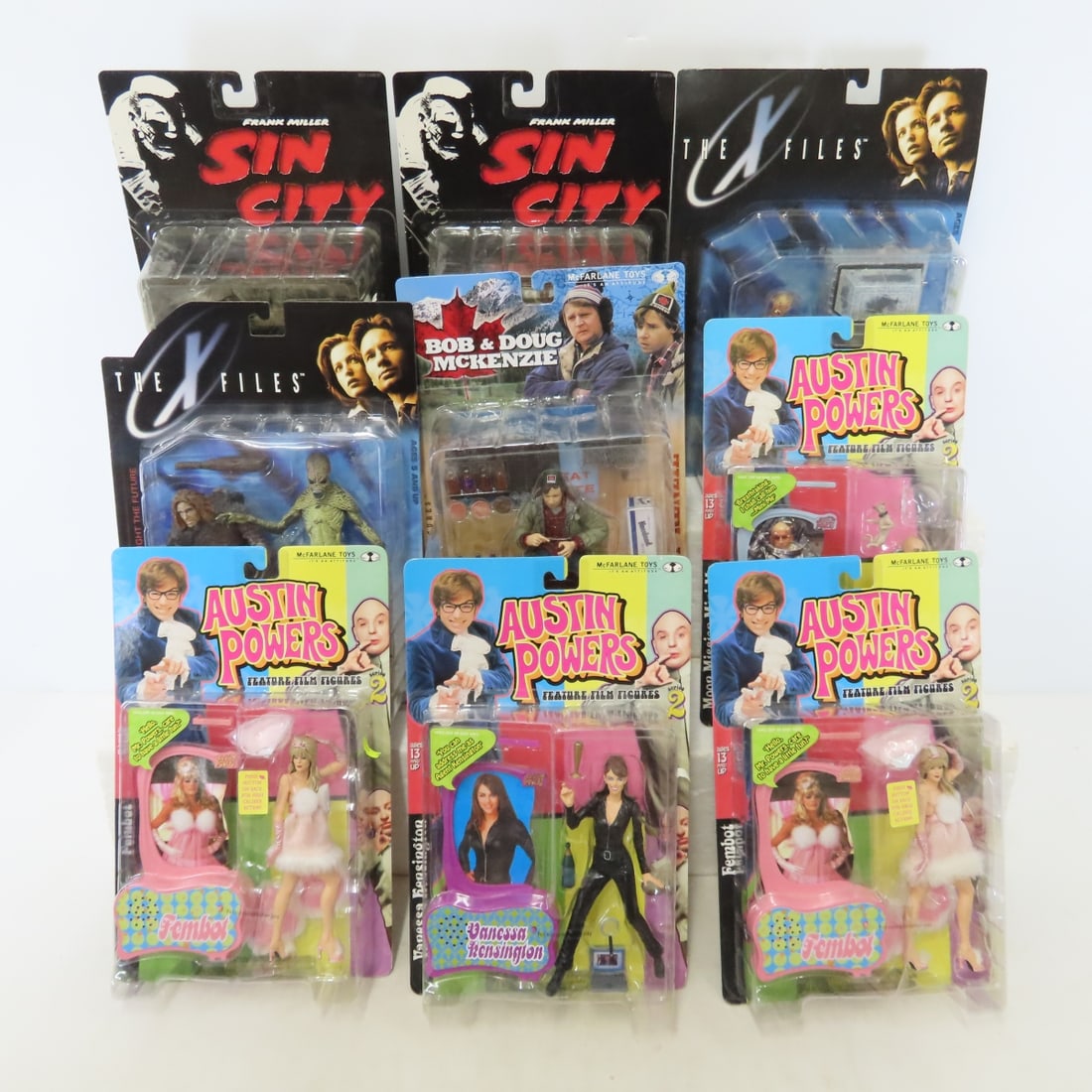 Sin City, X Files, Austin Powers Action Figures (1 of 15)