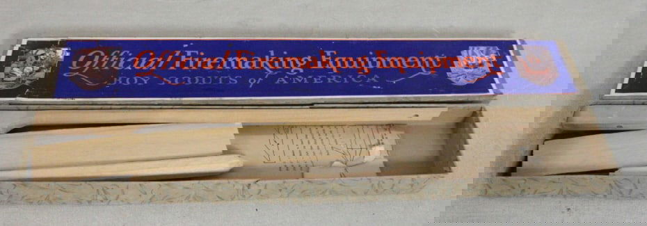 1960's BSA Official Fire making Equipment in Box (1 of 11)