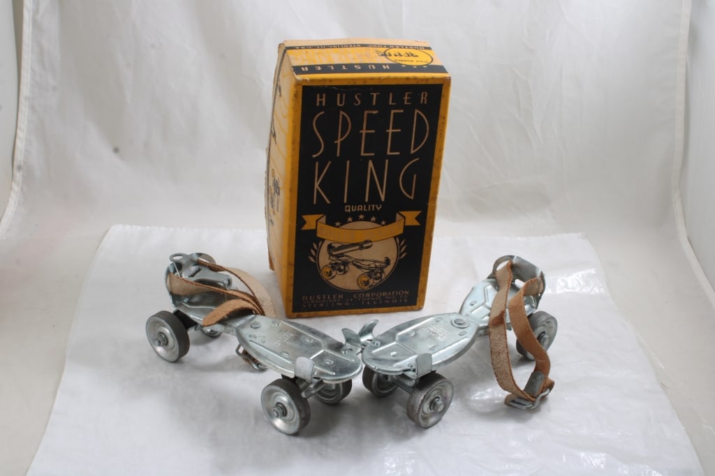 Antique Hustler Speed King Roller Skates (1 of 15)