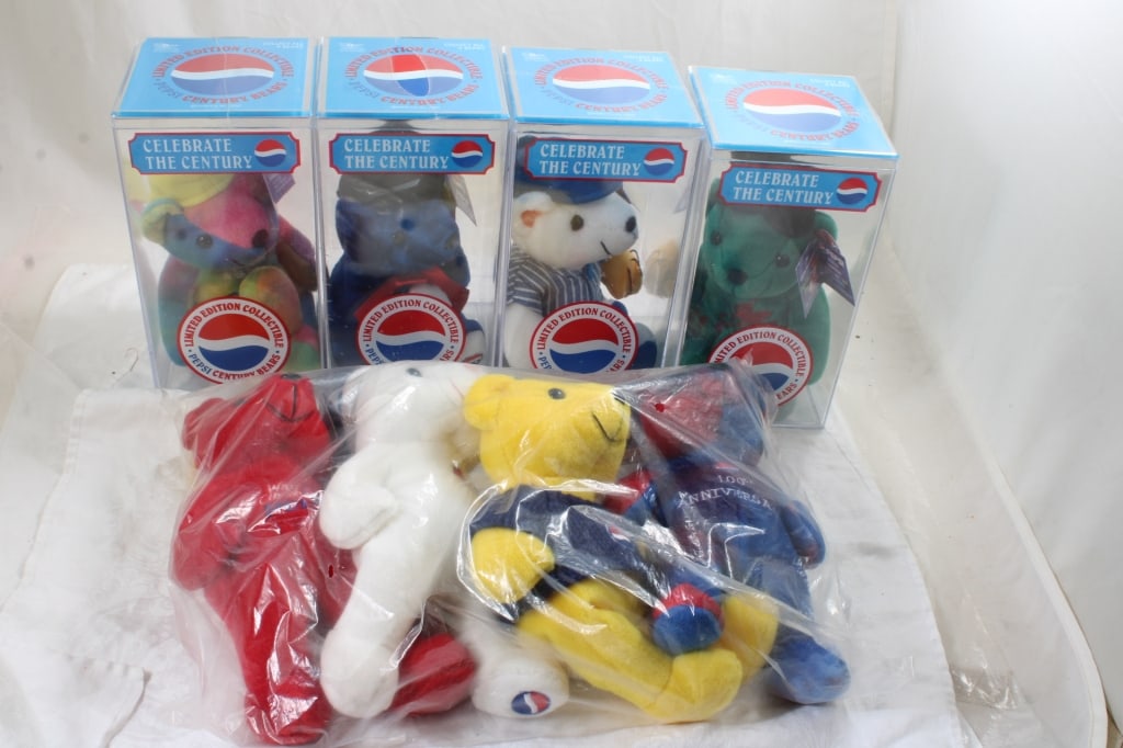 8 Pepsi Cola Soda Ltd. Ed. Dart Collector Bears (1 of 9)