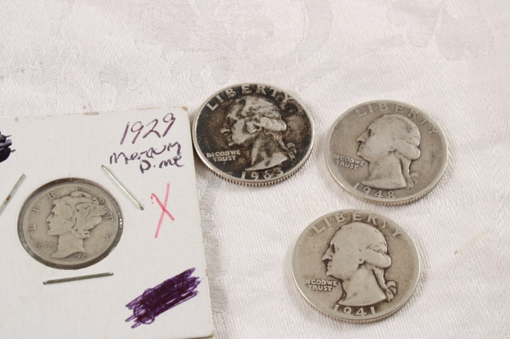 3 Washington Quarters, 1 Mercury Dime (1 of 9)