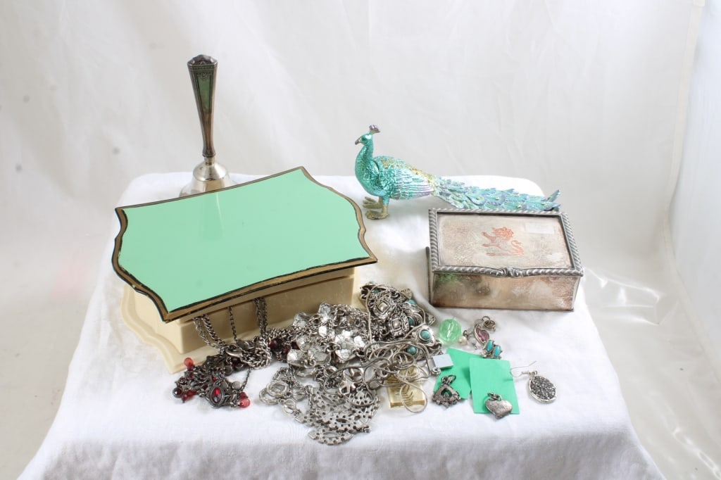 Trinket Boxes, Jewelry, Peacock Box, Sterling Bell (1 of 20)