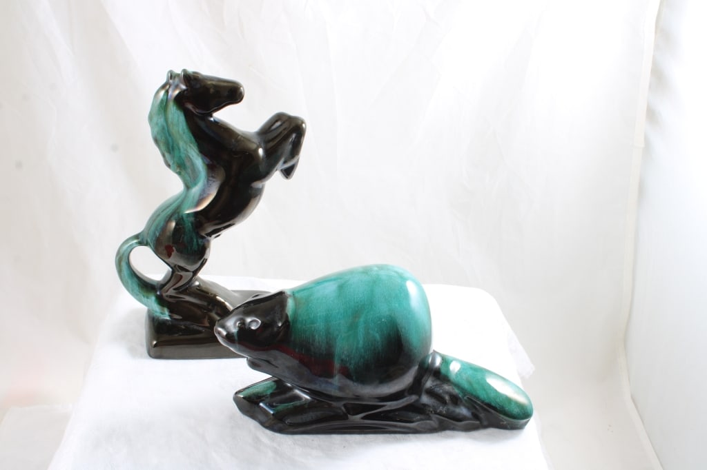 Blue Mountain Pottery Canada Horse & Beaver Figure: Blue Mountain Pottery Canada Horse & Beaver Figure - Horse measures 9" and Beaver 8".. Photos are part of description- Live Auctioneers only shows 20 photos per lot, if there are more you can view the