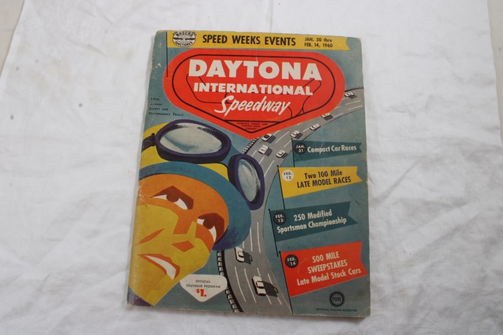 1960 Daytona 500 Race Program 2nd Annual (1 of 17)