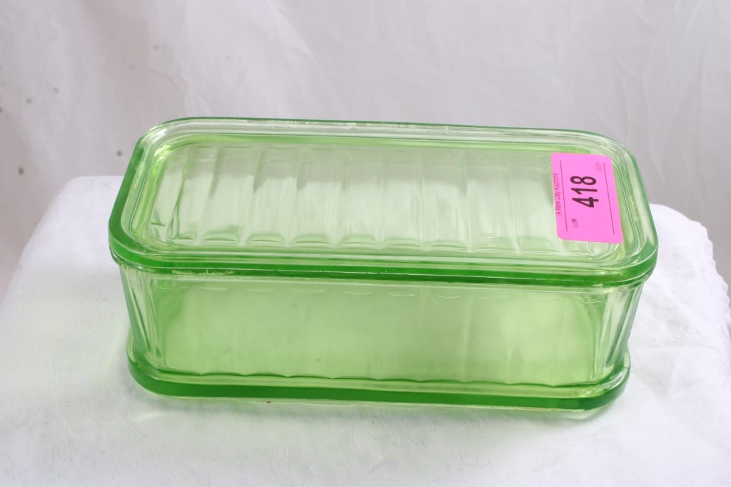 Uranium Glass Rectangle Refrigerator Jar (1 of 8)