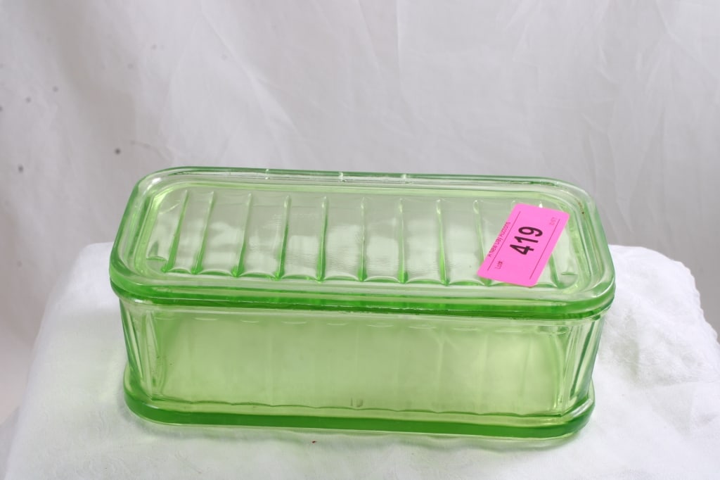 Uranium Glass Rectangle Refrigerator Jar w/Lid (1 of 9)