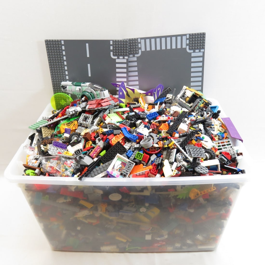 42lbs Bulk Lego, Star Wars, City, Plates More (1 of 11)