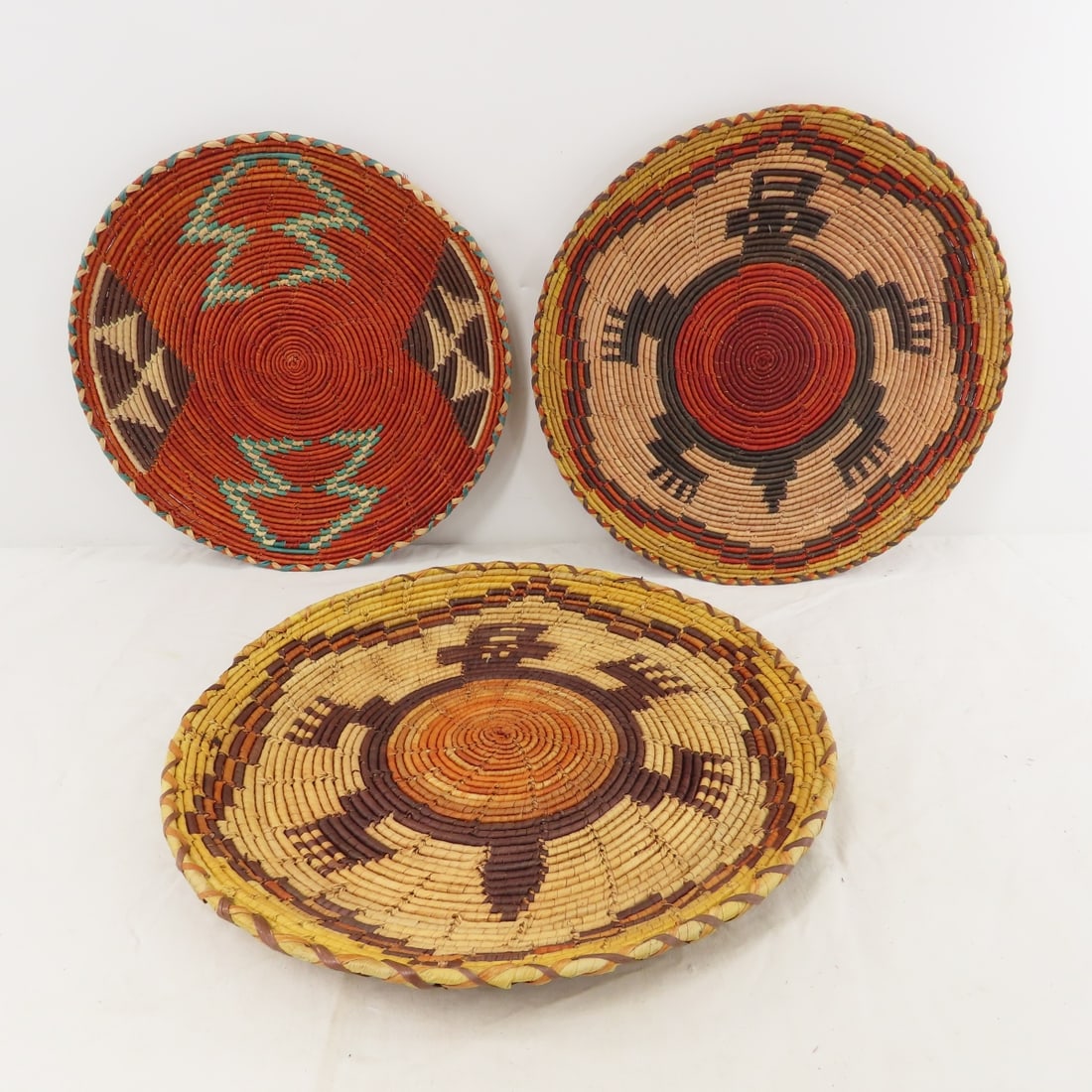 Arizona Hopi Indian Shallow Coil Baskets- 2 turtle (1 of 16)