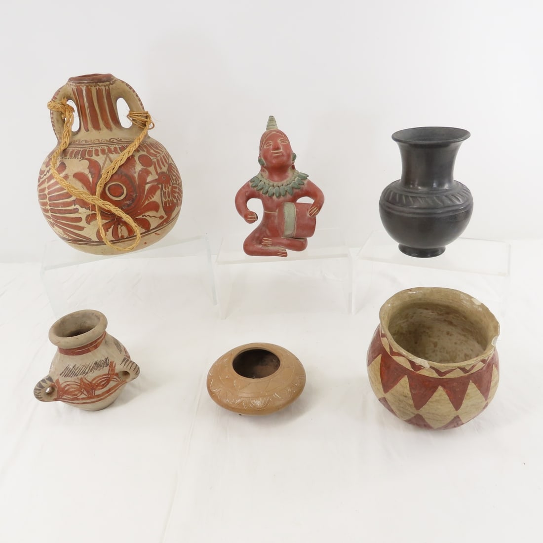 6 Contemporary Mexican Handmade Clay Vessels (1 of 20)