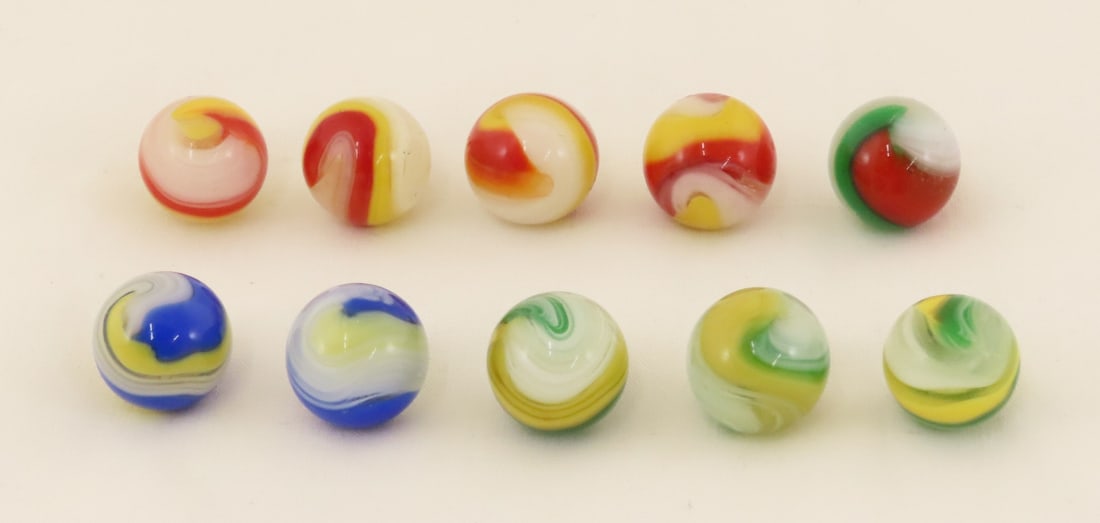10 Akro Agate Popeye Marbles: 10 Akro Agate Popeye Marbles - Lot Size 3x3x3" 1lbPhotos are part of description. Please ask questions and read terms & conditions before bidding.