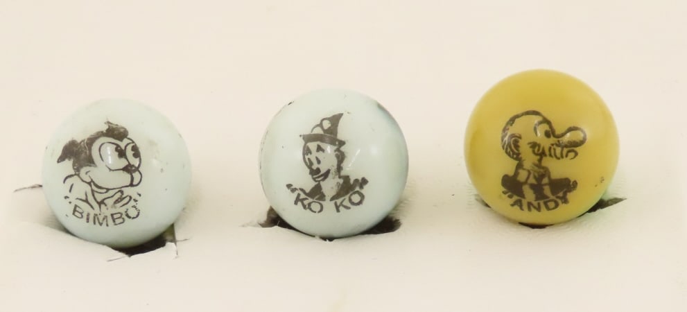 3 Peltier Comic Marbles Bimbo, Ko Ko, & Andy: 3 Peltier Comic Marbles Bimbo, Ko Ko, & Andy - Lot Size 3x3x3" 1lbPhotos are part of description. Please ask questions and read terms & conditions before bidding.