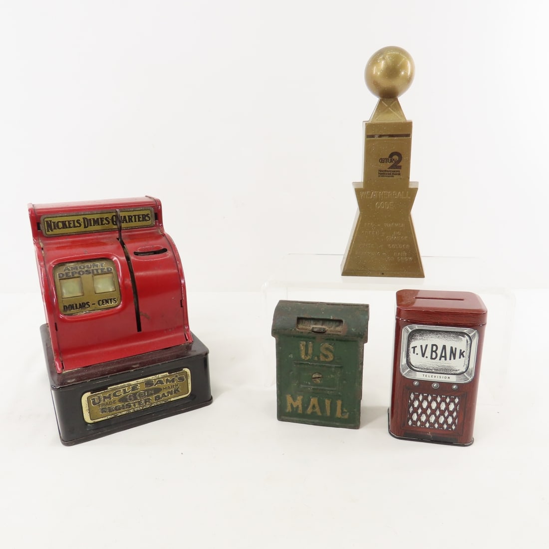 4 Vintage Coin Banks & Uncle Sam Cash Register (1 of 19)