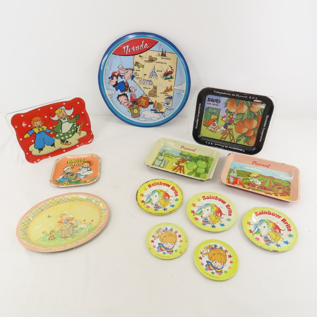 Vintage Tin Drink Trays and Child's Dishes (1 of 14)