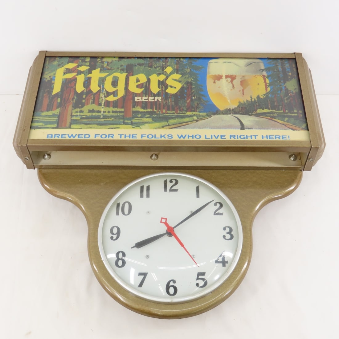 Vintage Fitger's Light Up Wall Clock- works (1 of 8)