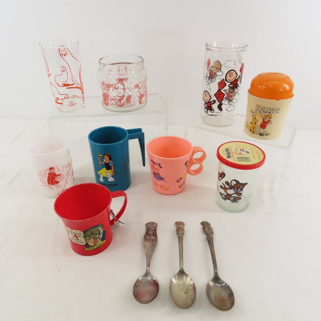 Character Dishes and Silver Ware (1 of 20)