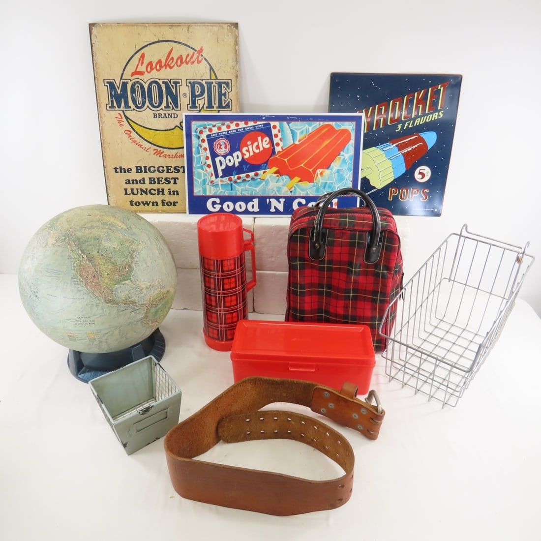 Globe, Basket, Modern Signs & More (1 of 19)