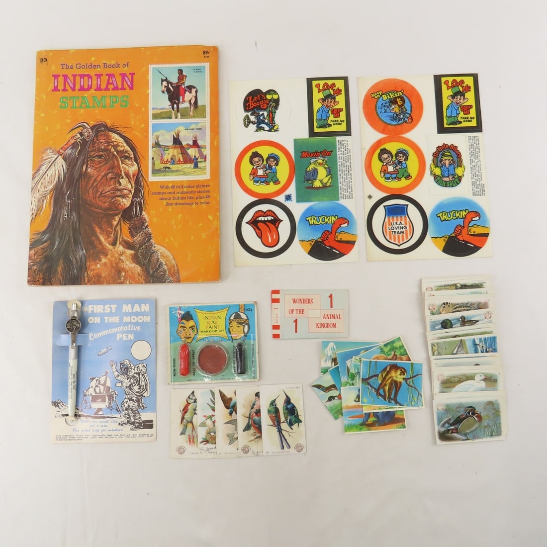 Vintage Iron-on Patches, Animal Cards & More (1 of 18)
