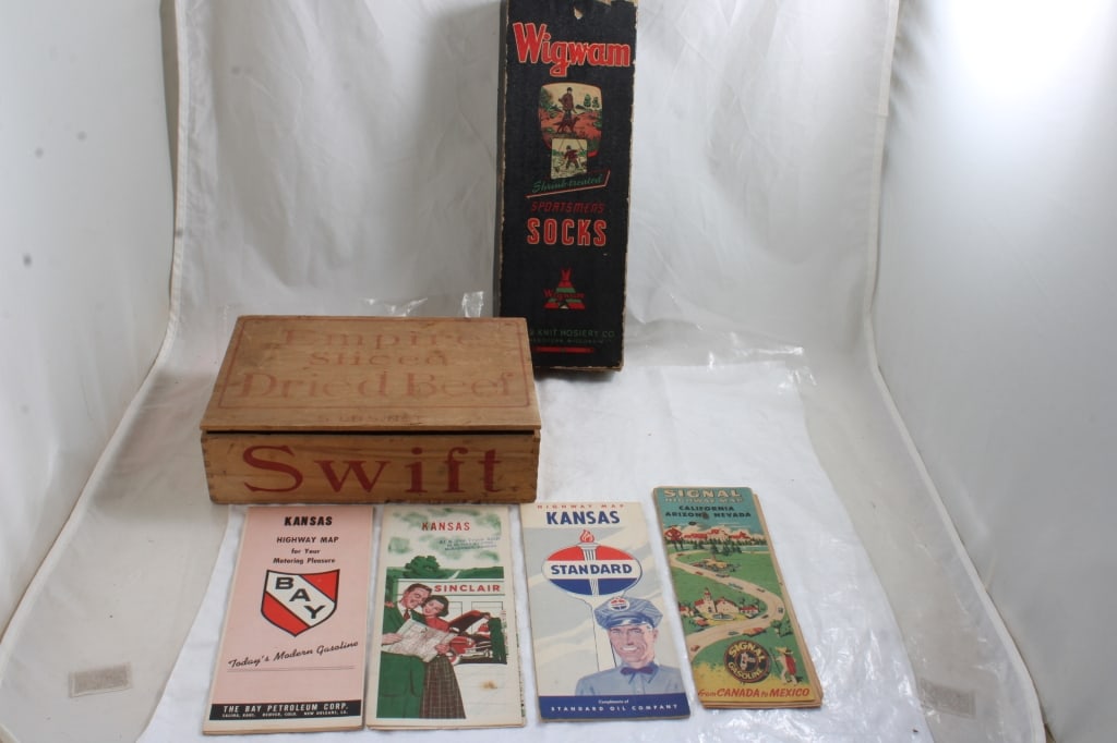 2 Antique Advertising Boxes, 4 Signal + Gas Maps (1 of 20)