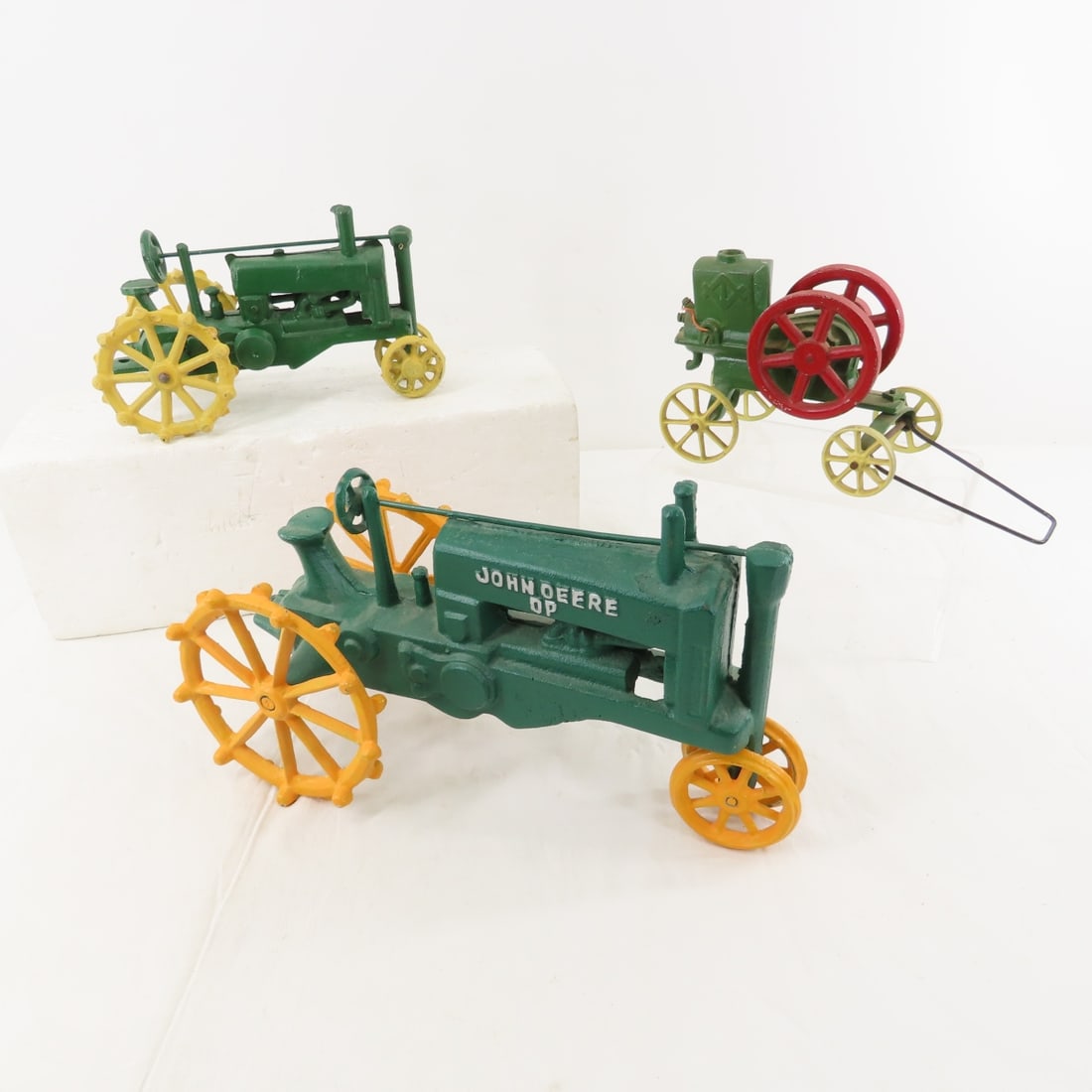 John Deere Cast Iron Tractors & Hit and Miss (1 of 20)