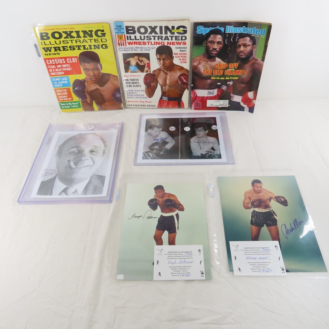 Signed Boxer Photos, Vintage Boxing Magazines (1 of 20)