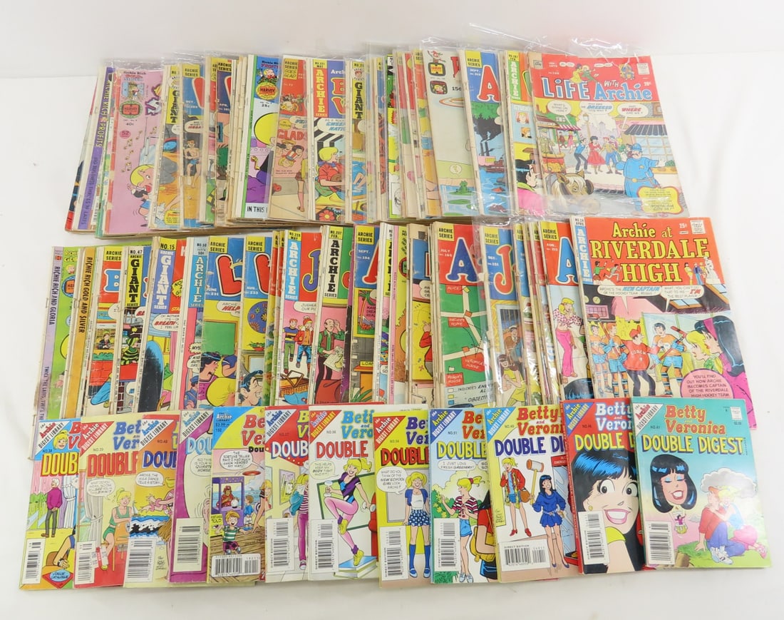 65+ Comic Books & Digests, Archie and other (1 of 8)