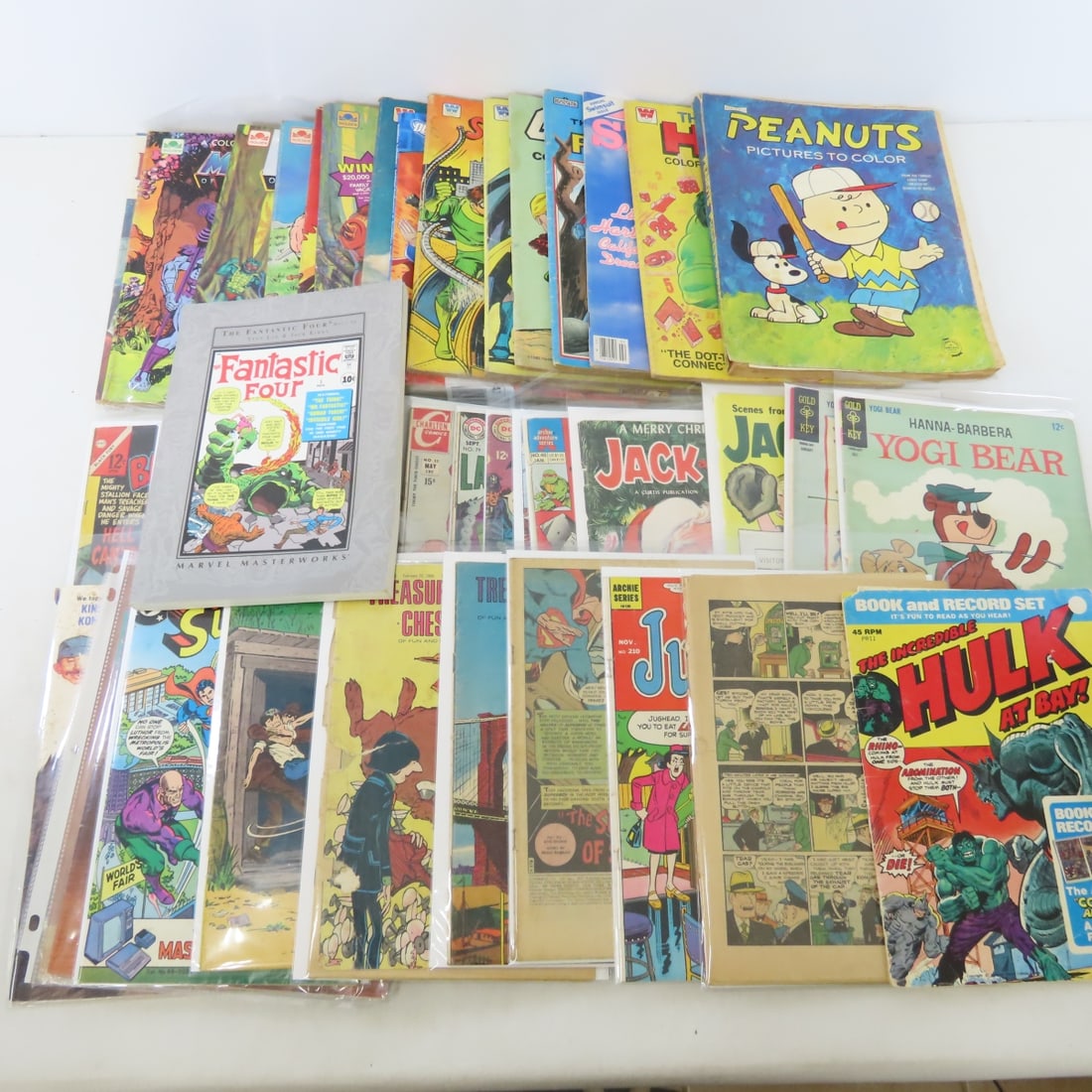 Marvel Comics, Coloring Books & more (1 of 18)