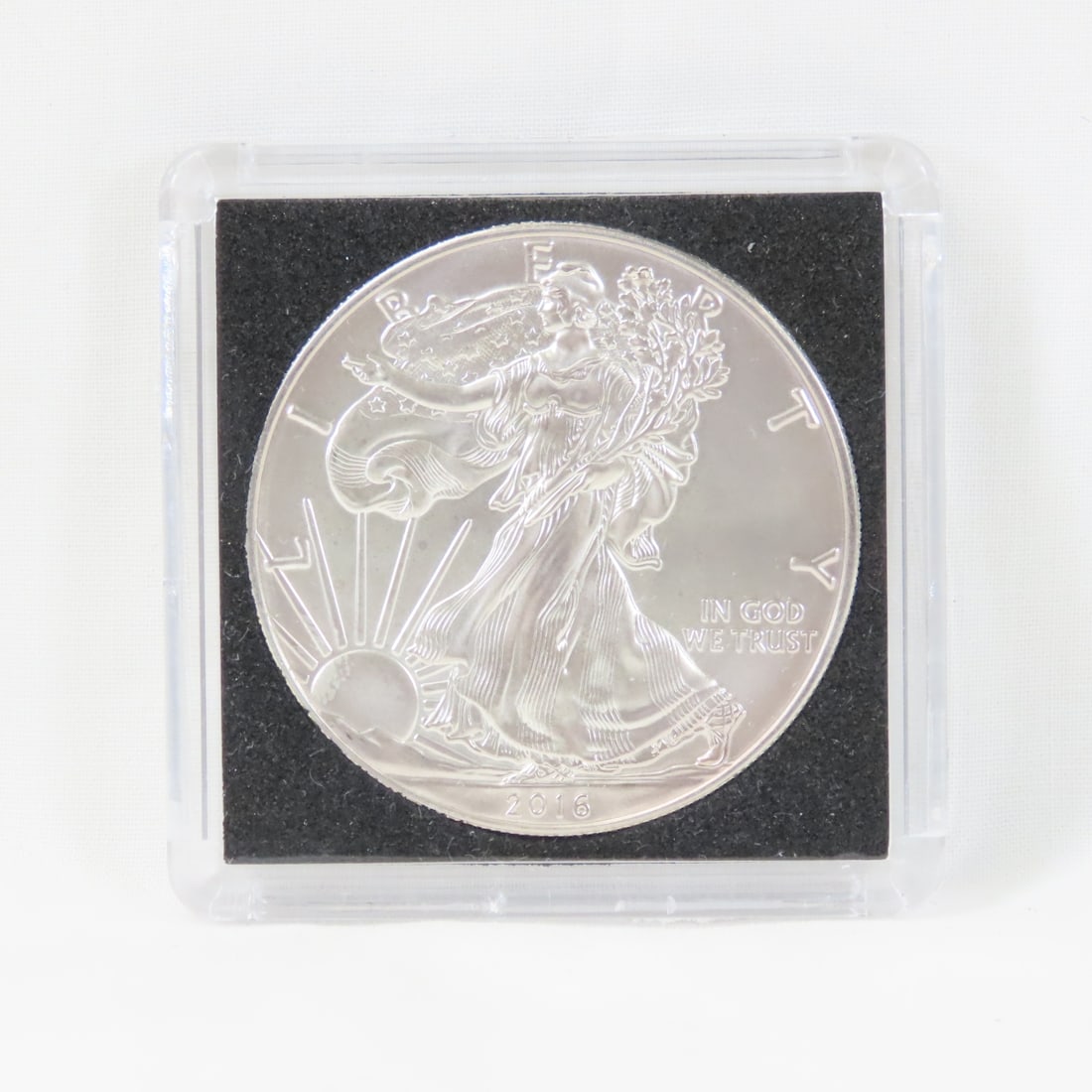 2012 American Silver Eagle BU in case (1 of 2)