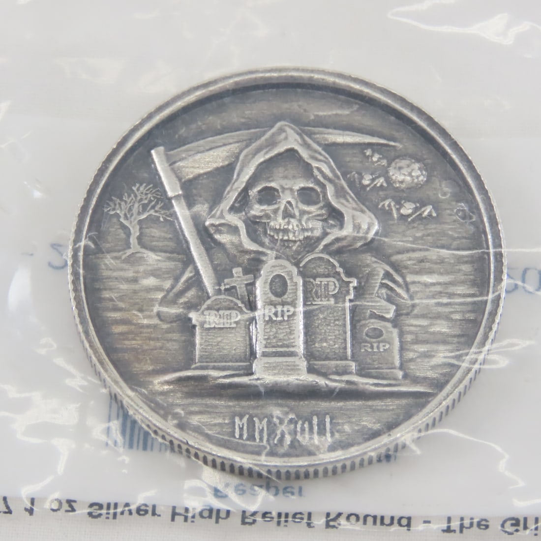 2017 Antiqued Silver Grim Reaper 1ozt .999 round (1 of 4)